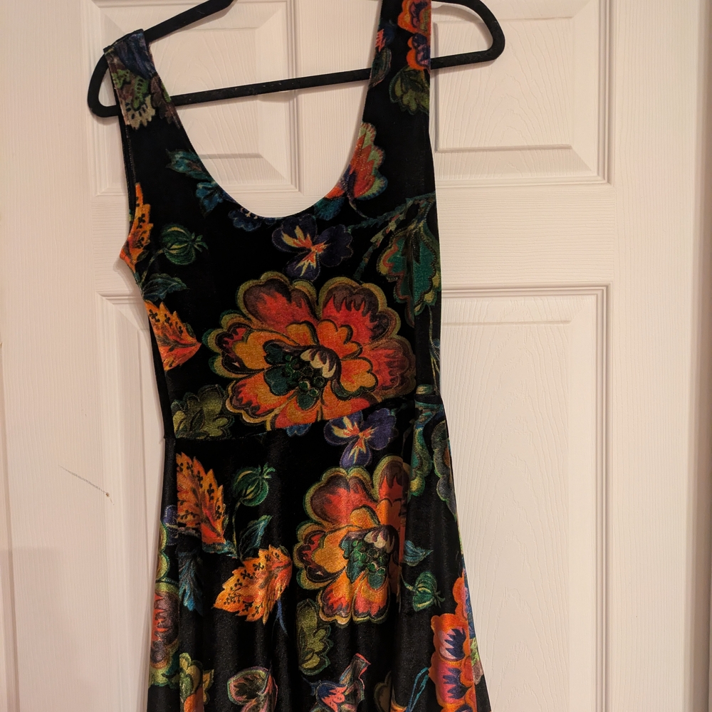 Vintage Floral Sleeveless Dress